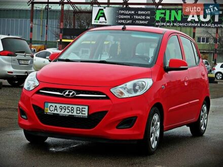 Хендай і10 2012 у Черкасах на Automoto.ua Червоний Хендай і10, об'ємом двигуна 1.09 л та пробігом 64 тис. км за 5800 $, фото 1 на Automoto.ua