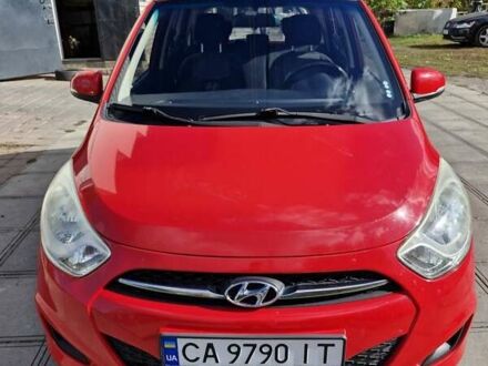 Красный Хендай и10, объемом двигателя 1.1 л и пробегом 102 тыс. км за 6400 $, фото 1 на Automoto.ua