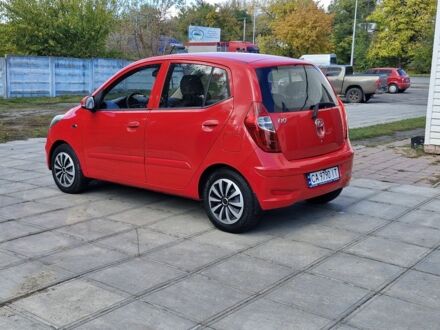 Красный Хендай и10, объемом двигателя 1.1 л и пробегом 102 тыс. км за 6400 $, фото 1 на Automoto.ua