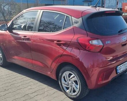 Красный Хендай и10, объемом двигателя 1.2 л и пробегом 18 тыс. км за 13000 $, фото 1 на Automoto.ua
