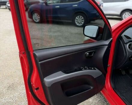 Хендай и10, объемом двигателя 0 л и пробегом 154 тыс. км за 4600 $, фото 5 на Automoto.ua