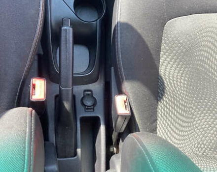 Хендай і10, об'ємом двигуна 1.2 л та пробігом 100 тис. км за 6599 $, фото 3 на Automoto.ua