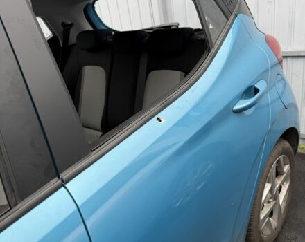 Хендай и10, объемом двигателя 1.2 л и пробегом 10 тыс. км за 9200 $, фото 8 на Automoto.ua