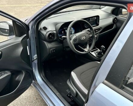 Хендай и10, объемом двигателя 1.2 л и пробегом 0 тыс. км за 18180 $, фото 3 на Automoto.ua