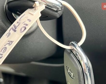 Хендай и10 2025 в Киеве на Automoto.ua Хендай и10, объемом двигателя 1.2 л и пробегом 0 тыс. км за 19258 $, фото 52 на Automoto.ua