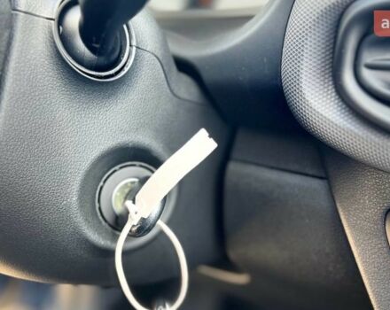 Хендай и10, объемом двигателя 1 л и пробегом 0 тыс. км за 16684 $, фото 66 на Automoto.ua