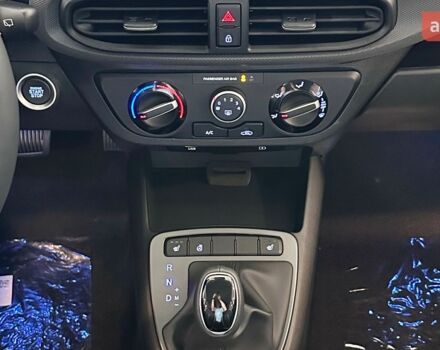 Хендай і10, об'ємом двигуна 1.2 л та пробігом 0 тис. км за 20698 $, фото 10 на Automoto.ua