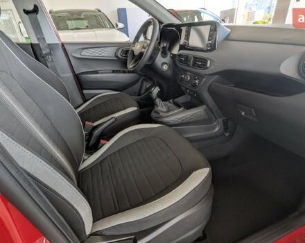 Хендай и10, объемом двигателя 1.2 л и пробегом 0 тыс. км за 19328 $, фото 14 на Automoto.ua