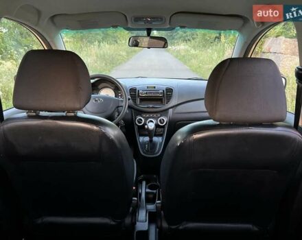 Жовтий Хендай і10, об'ємом двигуна 1.09 л та пробігом 194 тис. км за 4900 $, фото 25 на Automoto.ua
