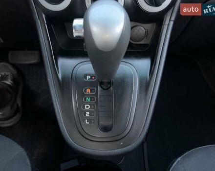 Жовтий Хендай і10, об'ємом двигуна 1.09 л та пробігом 194 тис. км за 4900 $, фото 29 на Automoto.ua