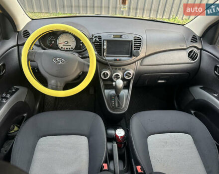 Желтый Хендай и10, объемом двигателя 1.1 л и пробегом 117 тыс. км за 5400 $, фото 7 на Automoto.ua