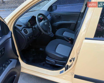 Жовтий Хендай і10, об'ємом двигуна 1.1 л та пробігом 117 тис. км за 6500 $, фото 14 на Automoto.ua