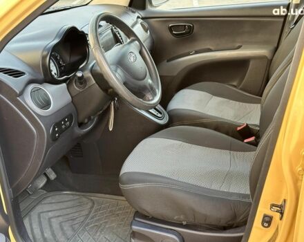 Желтый Хендай и10, объемом двигателя 1.1 л и пробегом 99 тыс. км за 6440 $, фото 7 на Automoto.ua