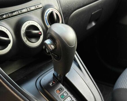 Желтый Хендай и10, объемом двигателя 1.1 л и пробегом 99 тыс. км за 6440 $, фото 22 на Automoto.ua