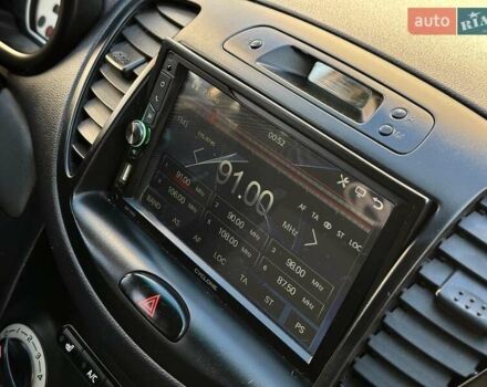 Желтый Хендай и10, объемом двигателя 1.1 л и пробегом 99 тыс. км за 6440 $, фото 21 на Automoto.ua