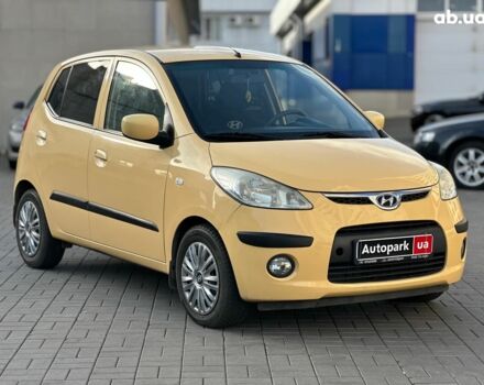 Желтый Хендай и10, объемом двигателя 1.1 л и пробегом 99 тыс. км за 6440 $, фото 2 на Automoto.ua