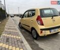 Желтый Хендай и10, объемом двигателя 1.1 л и пробегом 175 тыс. км за 5900 $, фото 1 на Automoto.ua