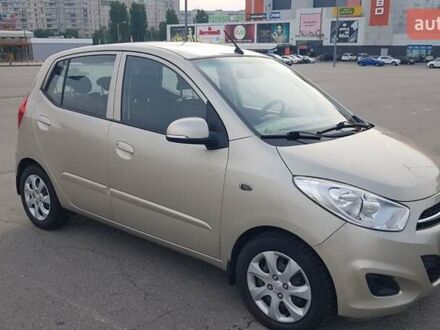 Хендай и10 2013 в Харькове на Automoto.ua Желтый Хендай и10, объемом двигателя 1 л и пробегом 51 тыс. км за 8100 $, фото 1 на Automoto.ua