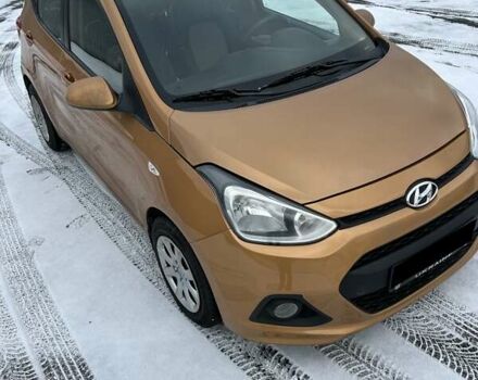 Желтый Хендай и10, объемом двигателя 1 л и пробегом 182 тыс. км за 4800 $, фото 1 на Automoto.ua