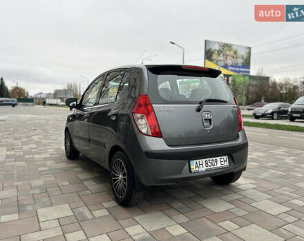 Серый Хендай и10, объемом двигателя 1.1 л и пробегом 50 тыс. км за 7999 $, фото 3 на Automoto.ua