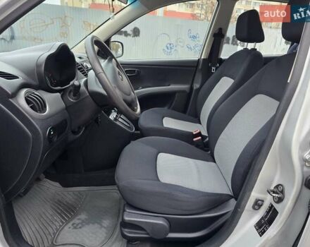 Серый Хендай и10, объемом двигателя 1.07 л и пробегом 134 тыс. км за 4999 $, фото 14 на Automoto.ua