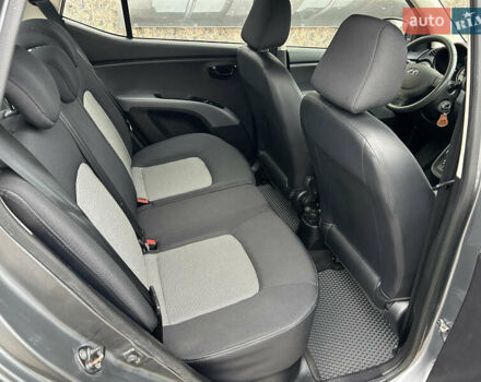 Серый Хендай и10, объемом двигателя 1.1 л и пробегом 50 тыс. км за 7999 $, фото 18 на Automoto.ua