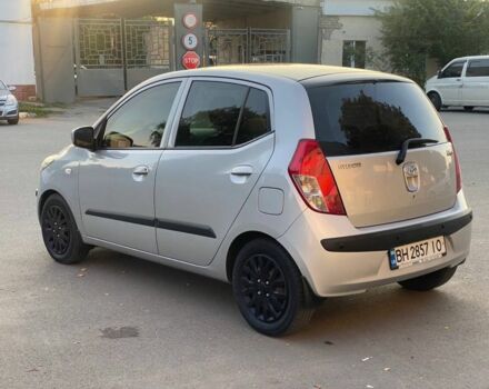 Серый Хендай и10, объемом двигателя 1.1 л и пробегом 205 тыс. км за 4050 $, фото 2 на Automoto.ua