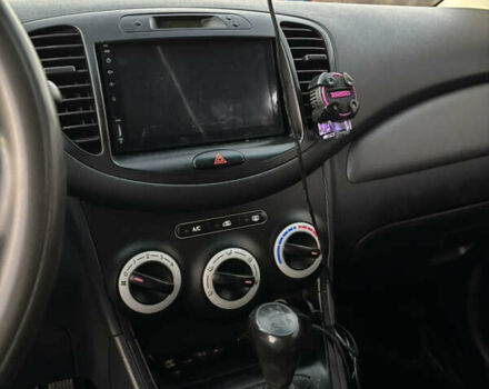 Серый Хендай и10, объемом двигателя 1.2 л и пробегом 166 тыс. км за 4800 $, фото 19 на Automoto.ua