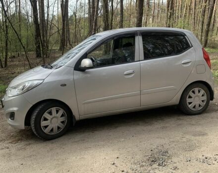 Серый Хендай и10, объемом двигателя 1.1 л и пробегом 103 тыс. км за 6500 $, фото 2 на Automoto.ua