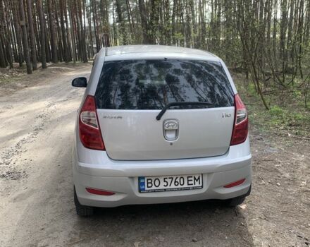 Серый Хендай и10, объемом двигателя 1.1 л и пробегом 103 тыс. км за 6500 $, фото 3 на Automoto.ua