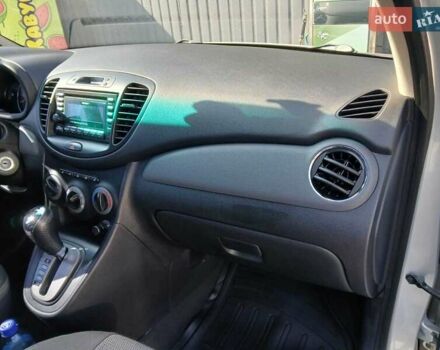 Хендай и10 2012 в Харькове на Automoto.ua Серый Хендай и10, объемом двигателя 1.2 л и пробегом 93 тыс. км за 7499 $, фото 7 на Automoto.ua