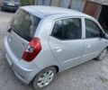 Серый Хендай и10, объемом двигателя 1.1 л и пробегом 80 тыс. км за 5000 $, фото 4 на Automoto.ua