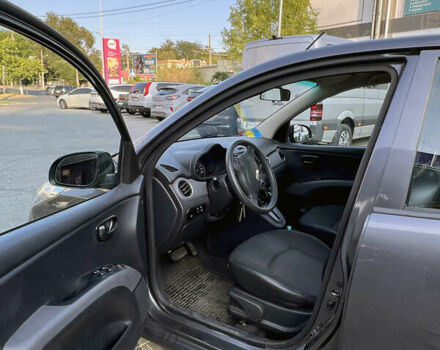 Серый Хендай и10, объемом двигателя 1.09 л и пробегом 62 тыс. км за 7500 $, фото 5 на Automoto.ua