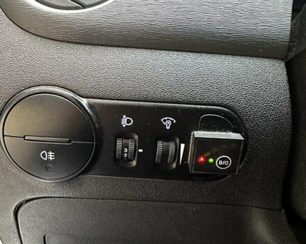 Сірий Хендай і10, об'ємом двигуна 1.09 л та пробігом 143 тис. км за 3999 $, фото 17 на Automoto.ua