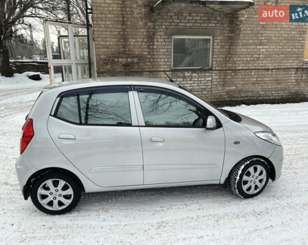 Сірий Хендай і10, об'ємом двигуна 1.1 л та пробігом 69 тис. км за 6000 $, фото 3 на Automoto.ua