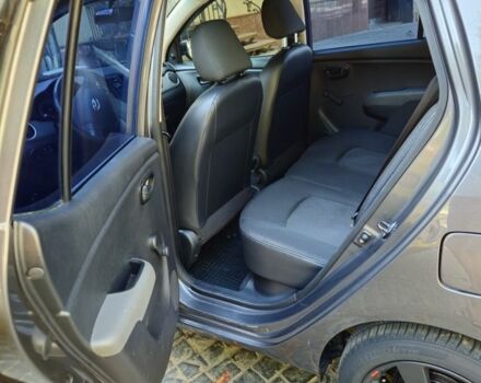 Серый Хендай и10, объемом двигателя 1.1 л и пробегом 174 тыс. км за 4500 $, фото 8 на Automoto.ua