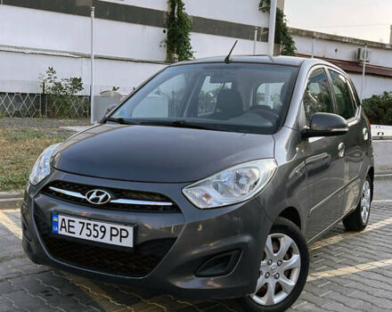 Серый Хендай и10, объемом двигателя 1.09 л и пробегом 62 тыс. км за 7500 $, фото 1 на Automoto.ua