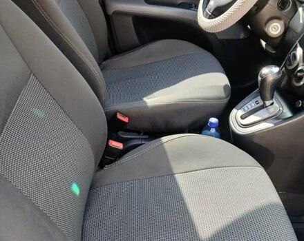 Хендай и10 2012 в Харькове на Automoto.ua Серый Хендай и10, объемом двигателя 1.2 л и пробегом 93 тыс. км за 7499 $, фото 6 на Automoto.ua