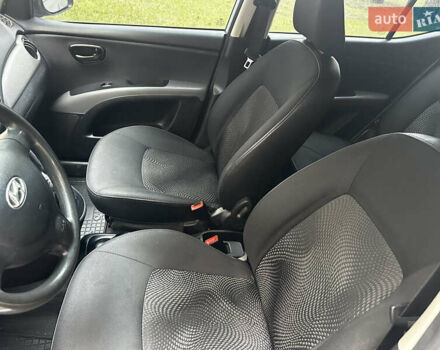 Сірий Хендай і10, об'ємом двигуна 1.09 л та пробігом 143 тис. км за 3999 $, фото 15 на Automoto.ua