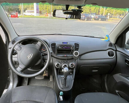 Серый Хендай и10, объемом двигателя 1.09 л и пробегом 62 тыс. км за 7500 $, фото 6 на Automoto.ua