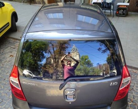 Серый Хендай и10, объемом двигателя 1.1 л и пробегом 174 тыс. км за 4500 $, фото 3 на Automoto.ua