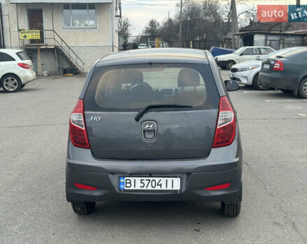 Серый Хендай и10, объемом двигателя 1.09 л и пробегом 130 тыс. км за 5700 $, фото 5 на Automoto.ua