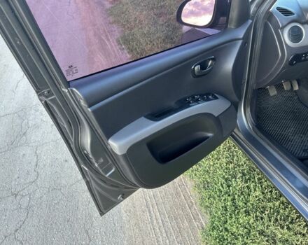 Серый Хендай и10, объемом двигателя 1.1 л и пробегом 157 тыс. км за 5300 $, фото 17 на Automoto.ua