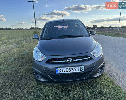 Сірий Хендай і10, об'ємом двигуна 1.09 л та пробігом 157 тис. км за 5500 $, фото 2 на Automoto.ua