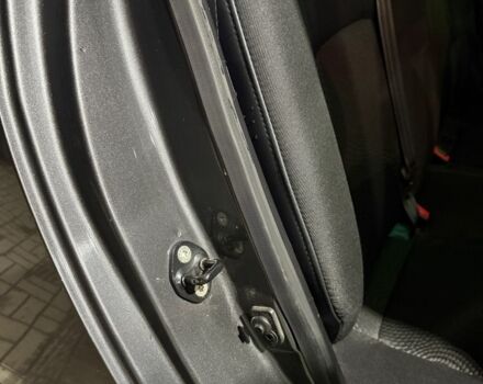 Сірий Хендай і10, об'ємом двигуна 1.1 л та пробігом 76 тис. км за 7599 $, фото 12 на Automoto.ua