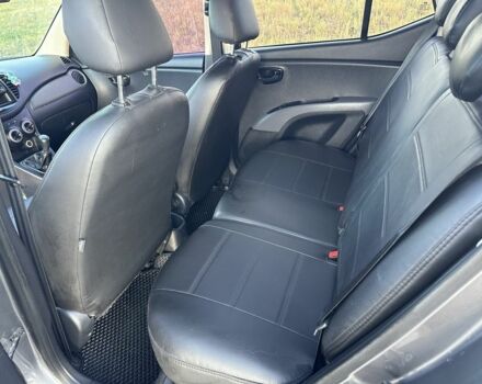 Серый Хендай и10, объемом двигателя 1.1 л и пробегом 157 тыс. км за 5300 $, фото 18 на Automoto.ua