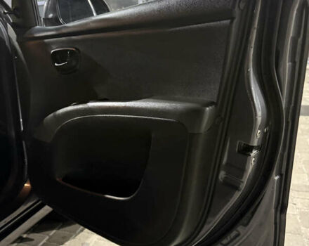 Серый Хендай и10, объемом двигателя 1.1 л и пробегом 76 тыс. км за 7550 $, фото 14 на Automoto.ua