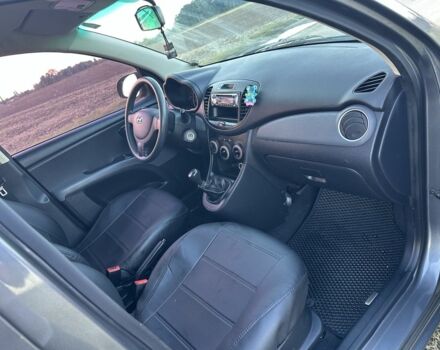 Серый Хендай и10, объемом двигателя 1.1 л и пробегом 157 тыс. км за 5300 $, фото 20 на Automoto.ua