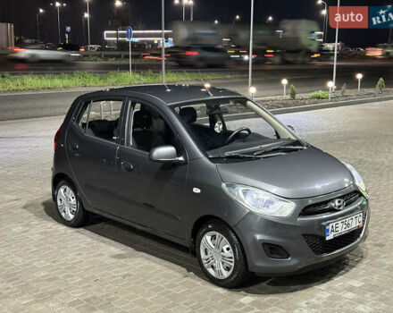 Серый Хендай и10, объемом двигателя 1.1 л и пробегом 76 тыс. км за 7550 $, фото 4 на Automoto.ua