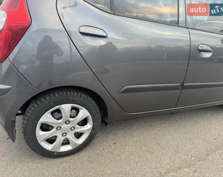 Серый Хендай и10, объемом двигателя 1.09 л и пробегом 130 тыс. км за 5700 $, фото 24 на Automoto.ua